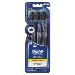 Bàn chải đánh răng Oral B Cross Action All In One Charcoal 3 gói