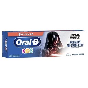 Kem đánh răng Oral B Junior cho bé từ 6 tuổi trở lên Star Wars 95g